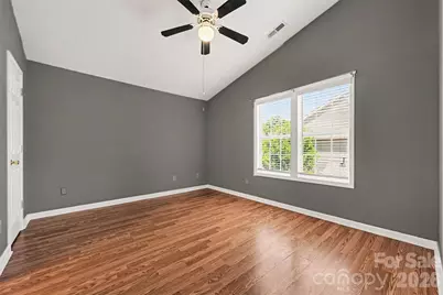 2635 Meadow Knoll Drive, Charlotte, NC 28269 - Photo 18