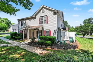 2635 Meadow Knoll Dr, Charlotte, NC 28269 - Photo 4