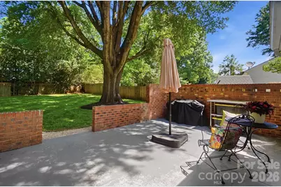 8616 Longbriar Drive, Charlotte, NC 28212 - Photo 36