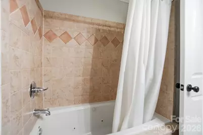 8616 Longbriar Drive, Charlotte, NC 28212 - Photo 32