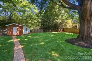 8616 Longbriar Dr, Charlotte, NC 28212 - Photo 40
