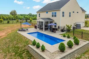 3774 Old Vlg Dr, Maiden, NC 28650 - Photo 4