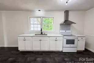 814 Charles Rd, Shelby, NC 28152 - Photo 2