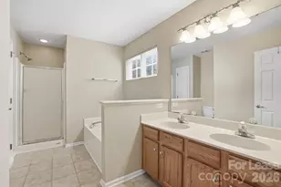 2830 Black Walnut Ln, Charlotte, NC 28262 - Photo 14