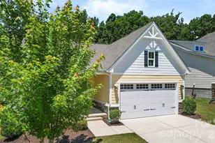 10050 Lilac Ct, Charlotte, NC 28215 - Photo 2