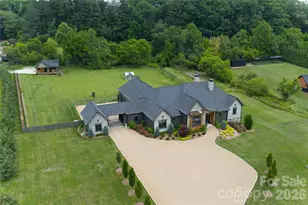 23 Benton Farms Ln, Horse Shoe, NC 28742 - Photo 34