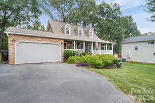 7813 Red Robin Trail, Denver, NC 28037 - Photo 2