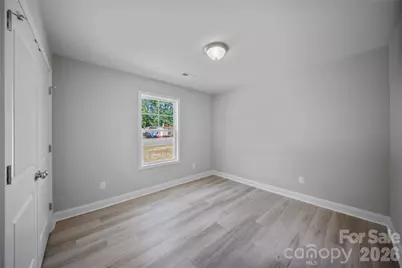 301 W 9th Street, Kannapolis, NC 28081 - Photo 14
