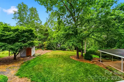 141 36th Avenue NW, Hickory, NC 28601 - Photo 38