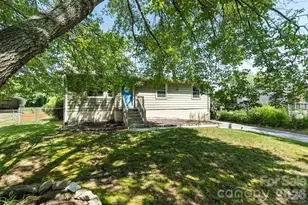 1177 Runway Dr, Hendersonville, NC 28792 - Photo 20