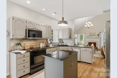 12505 Abbotsbury Court, Charlotte, NC 28277 - Photo 10
