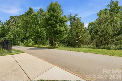 18006 Coulter Parkway, Cornelius, NC 28031 - Photo 4