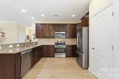 18006 Coulter Parkway, Cornelius, NC 28031 - Photo 8