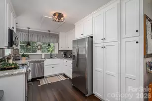 823 N Laurel St, Lincolnton, NC 28092 - Photo 10