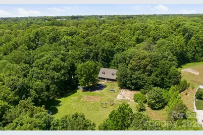 195 Azalea Road, Mooresville, NC 28115 - Photo 2
