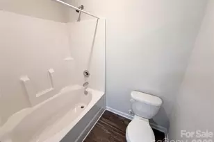 7336 Amberly Hills Rd, Charlotte, NC 28215 - Photo 22
