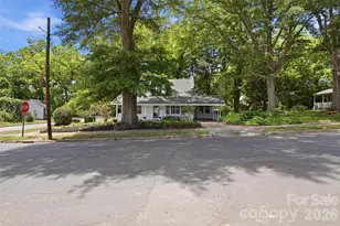 201 Smith St, Clover, SC 29710 - Photo 4