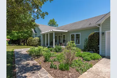 16 Chinaberry Court, Waynesville, NC 28785 - Photo 2