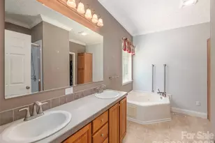 16 Chinaberry Ct, Waynesville, NC 28785 - Photo 18