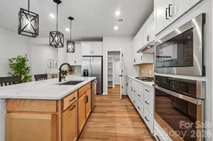 8137 Franklin Trl St, Charlotte, NC 28227 - Photo 10