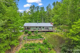 360 Shadow Ln, Green Mountain, NC 28740 - Photo 2