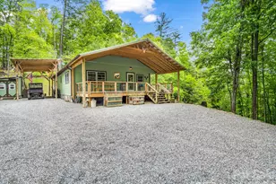 360 Shadow Ln, Green Mountain, NC 28740 - Photo 8