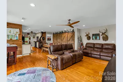 360 Shadow Lane, Green Mountain, NC 28740 - Photo 18