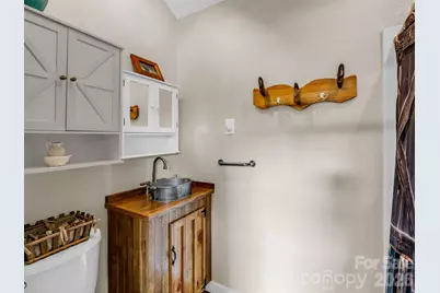 360 Shadow Lane, Green Mountain, NC 28740 - Photo 36