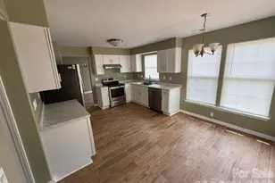 1141 Cureton Pl, Charlotte, NC 28217 - Photo 6