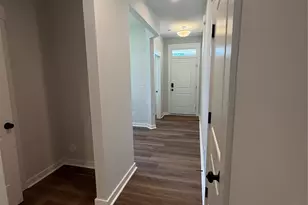 3157 Finchborough Ct, Charlotte, NC 28269 - Photo 10