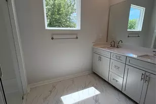 3157 Finchborough Ct, Charlotte, NC 28269 - Photo 34