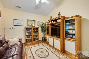 101 Woodwinds Dr, Mount Holly, NC 28120 - Photo 8
