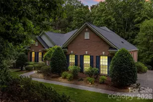 101 Woodwinds Dr, Mount Holly, NC 28120 - Photo 2