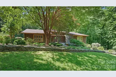 655 21st Avenue NW, Hickory, NC 28601 - Photo 2