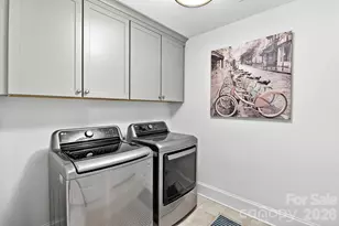 7005 Providence Ln W, Charlotte, NC 28226 - Photo 34