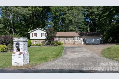 14214 Honeysuckle Ridge Drive, Matthews, NC 28105 - Photo 1