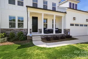5225 Glenwalk Dr, Charlotte, NC 28269 - Photo 2