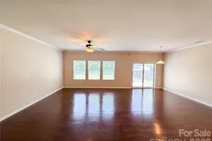 7110 Strawberry Fields Ln, Charlotte, NC 28278 - Photo 6