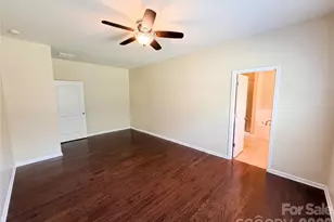 7110 Strawberry Fields Ln, Charlotte, NC 28278 - Photo 4