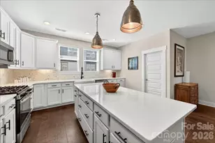4136 Castleton Rd, Charlotte, NC 28211 - Photo 16