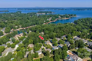 20131 Tailwind Ln, Cornelius, NC 28031 - Photo 2