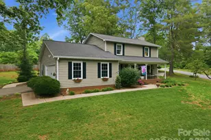 1496 Hardwood Cir, Newton, NC 28658 - Photo 4