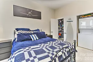 613 McNinch St, Charlotte, NC 28208 - Photo 16