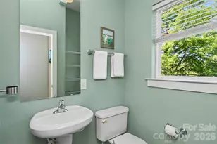 613 McNinch St, Charlotte, NC 28208 - Photo 20