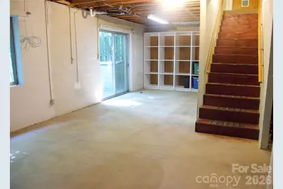 4631 Highlake Drive, Charlotte, NC 28215 - Photo 32