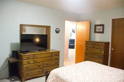 4631 Highlake Drive, Charlotte, NC 28215 - Photo 24
