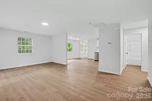 9118 S Lakebrook Rd, Charlotte, NC 28214 - Photo 4