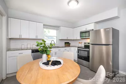 609 Fawnbrook Lane, Charlotte, NC 28217 - Photo 10