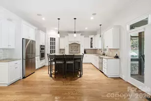 105 Quincy Ct, Mooresville, NC 28117 - Photo 8