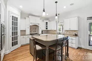 105 Quincy Ct, Mooresville, NC 28117 - Photo 10